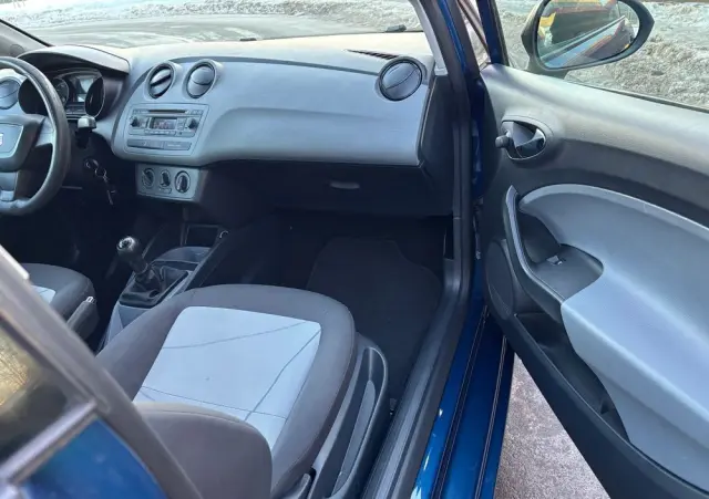 SEAT Ibiza 1.2 12V Reference Salsa