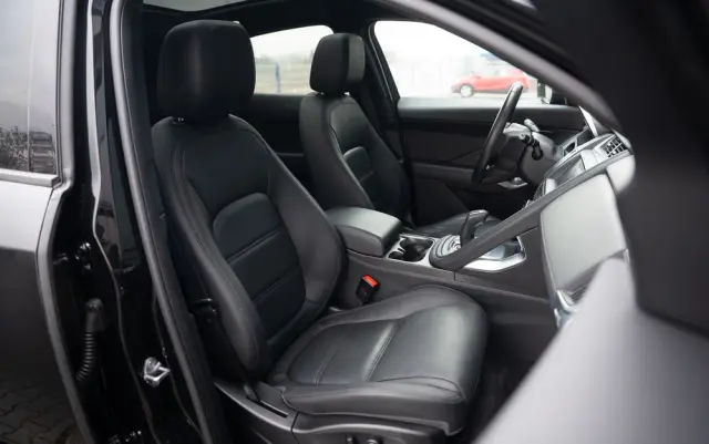 JAGUAR E-Pace D150 AWD HSE