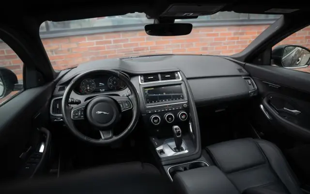 JAGUAR E-Pace D150 AWD HSE