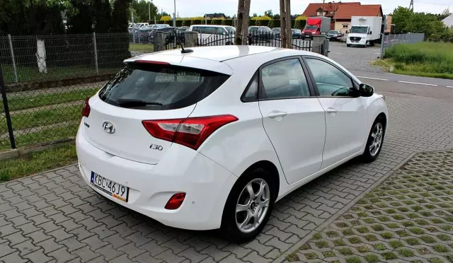 HYUNDAI I30 