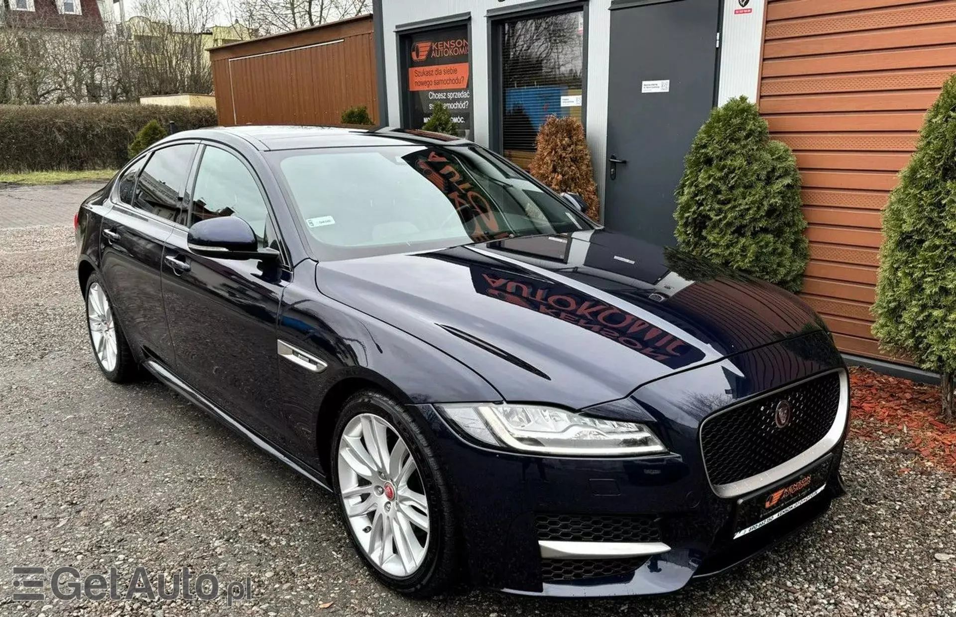JAGUAR XF 