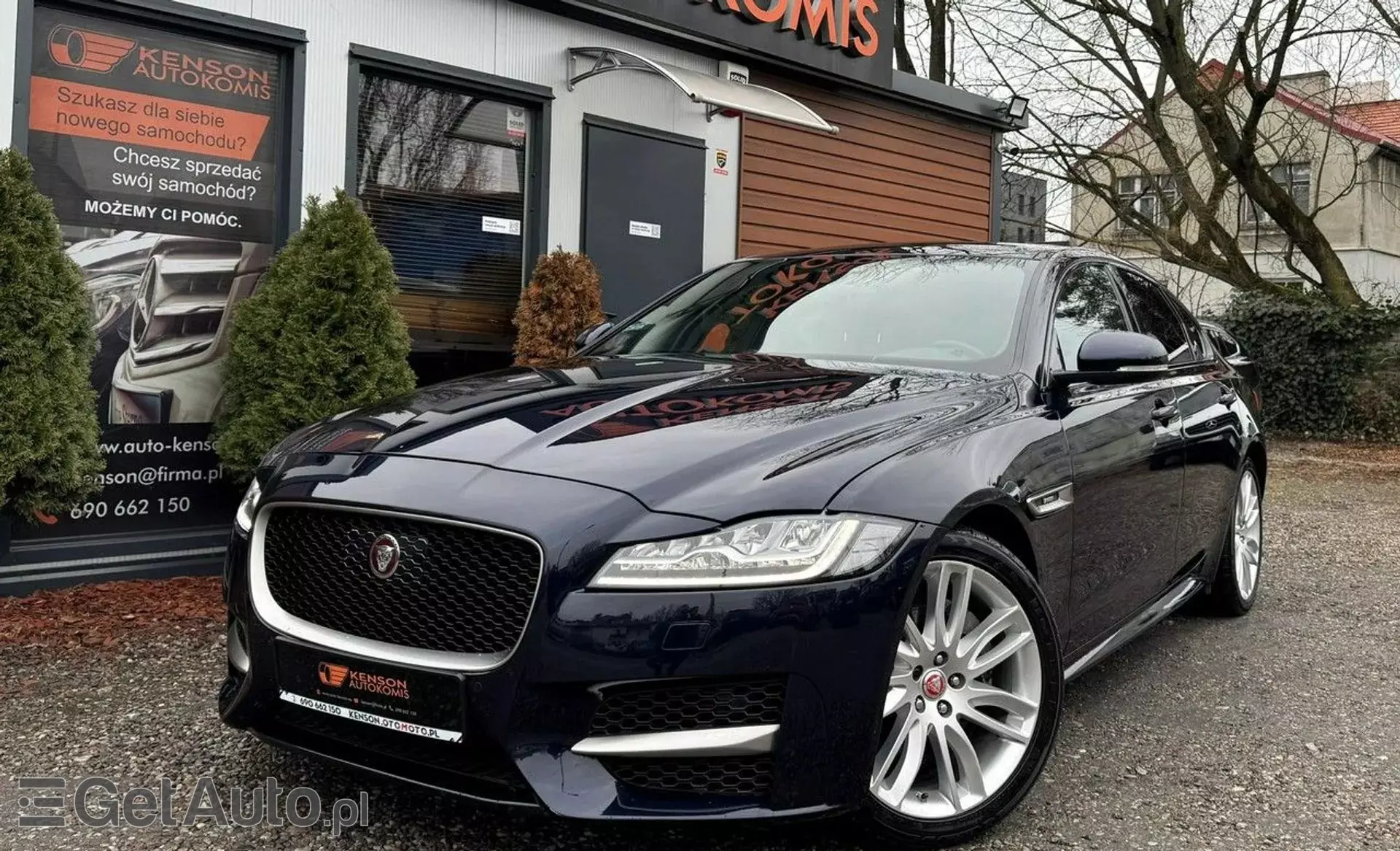 JAGUAR XF 