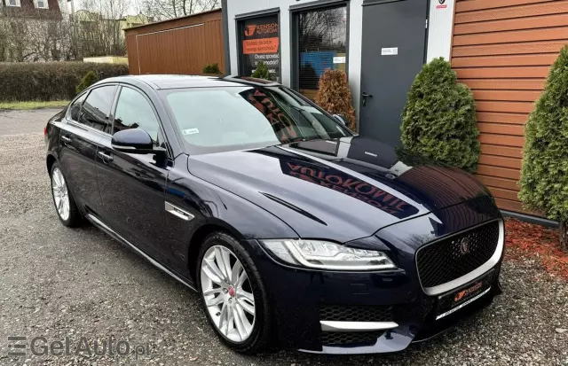 JAGUAR XF 