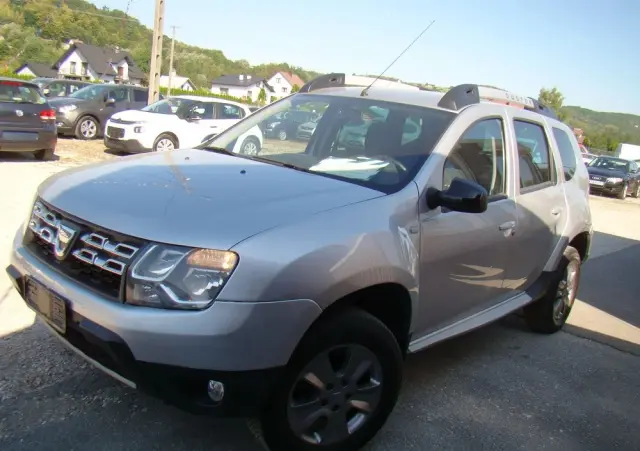 DACIA Duster 1.6 16V 4x2 Essentiel