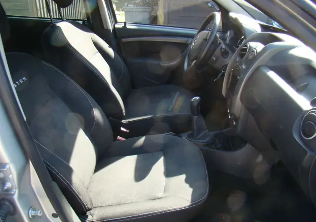 DACIA Duster 1.6 16V 4x2 Essentiel