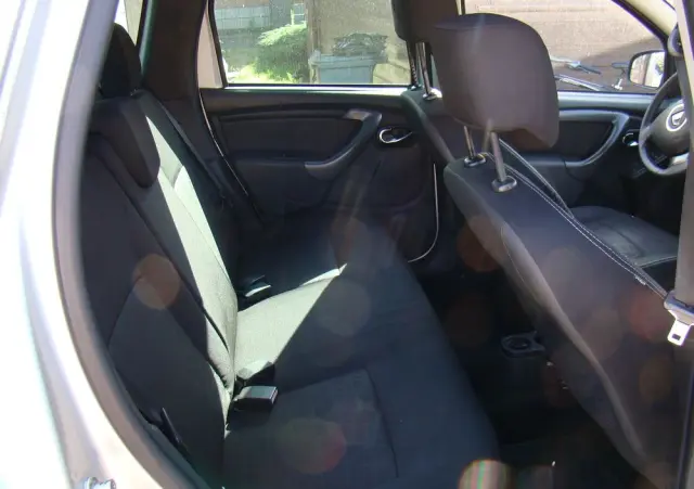 DACIA Duster 1.6 16V 4x2 Essentiel