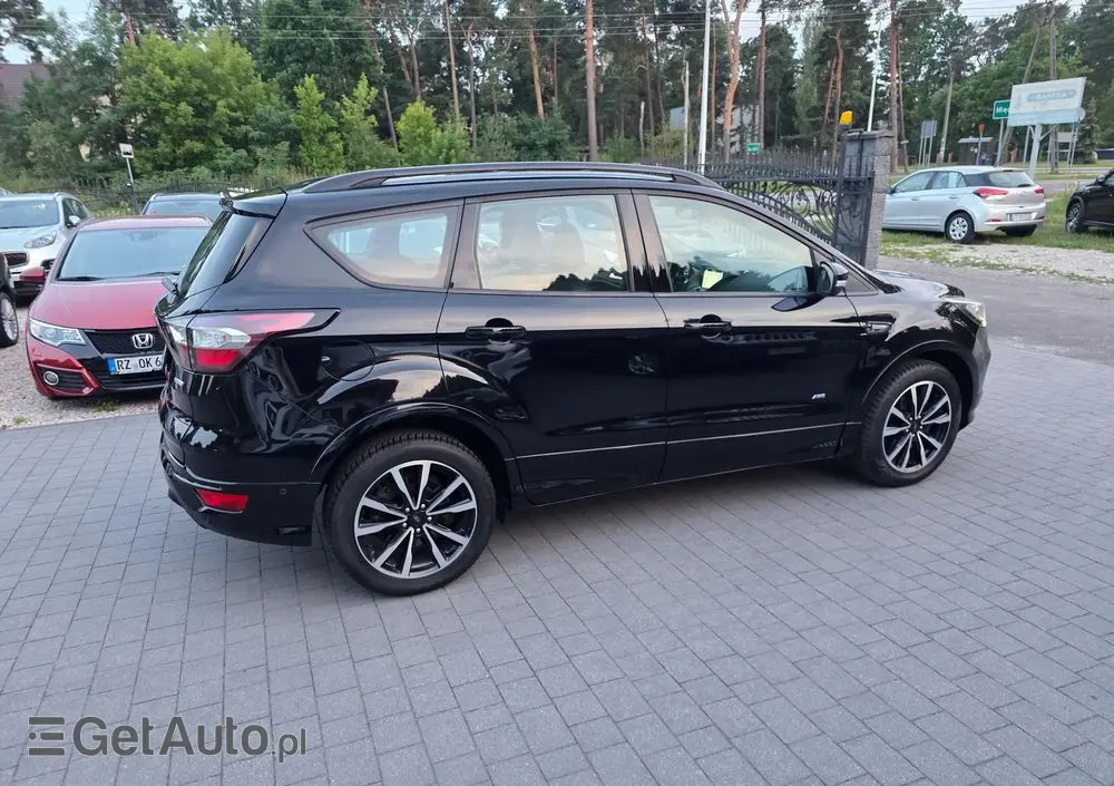 FORD Kuga 1.5 EcoBoost 4x4 ST-Line