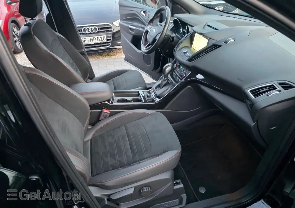 FORD Kuga 1.5 EcoBoost 4x4 ST-Line