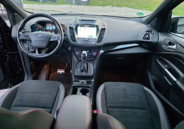 FORD Kuga 1.5 EcoBoost 4x4 ST-Line