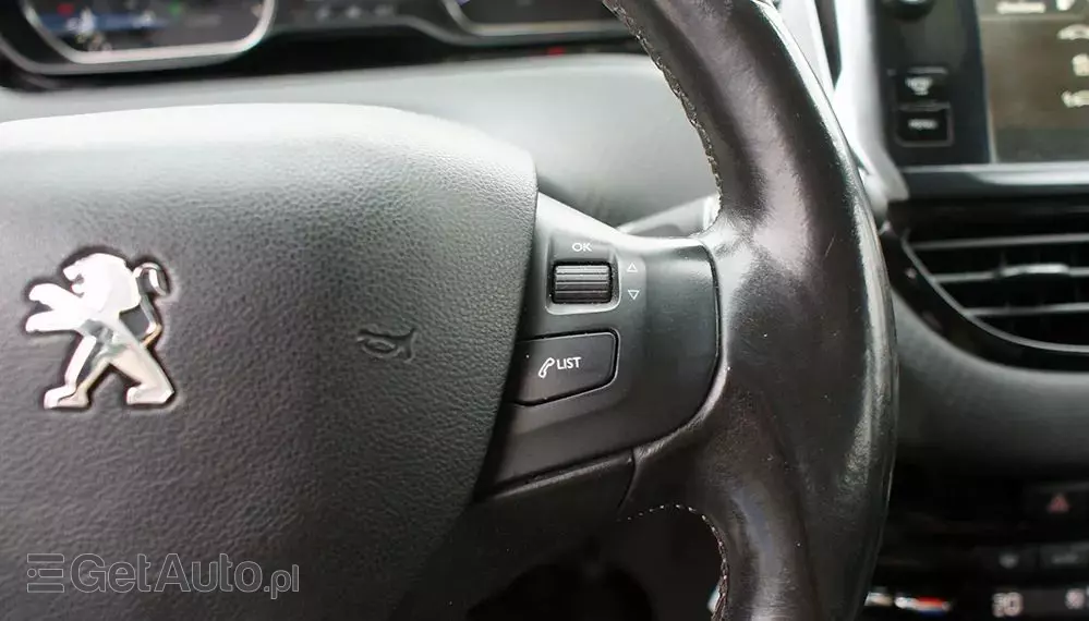 PEUGEOT 2008 1.6 VTi Allure