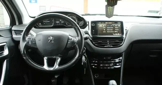 PEUGEOT 2008 1.6 VTi Allure