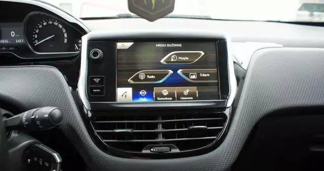 PEUGEOT 2008 1.6 VTi Allure