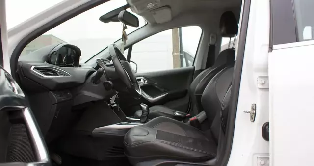 PEUGEOT 2008 1.6 VTi Allure