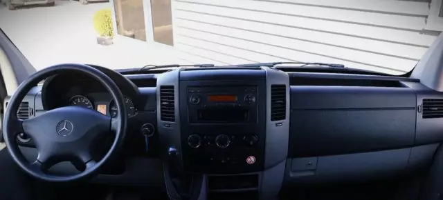 MERCEDES-BENZ Sprinter 