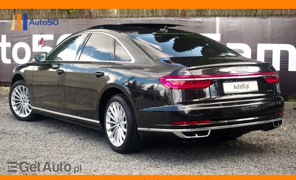 AUDI A8 