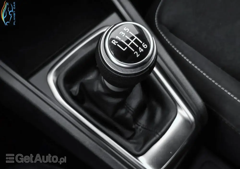 RENAULT Captur TCe 90 EXPERIENCE