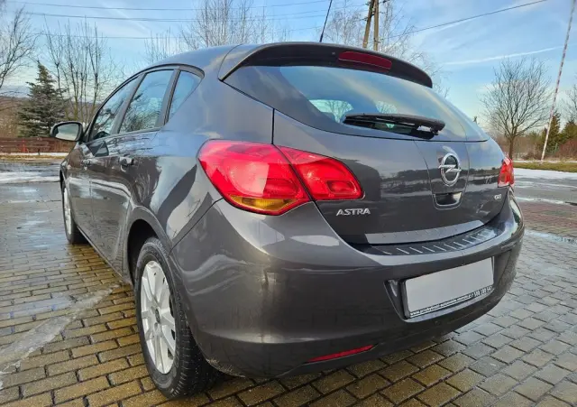 OPEL Astra 1.7 CDTI