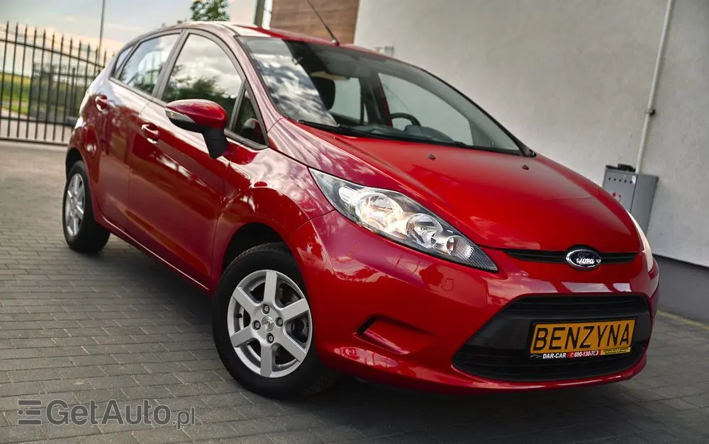 FORD Fiesta 1.25 Champions Edition