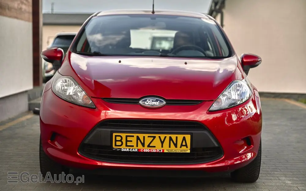 FORD Fiesta 1.25 Champions Edition