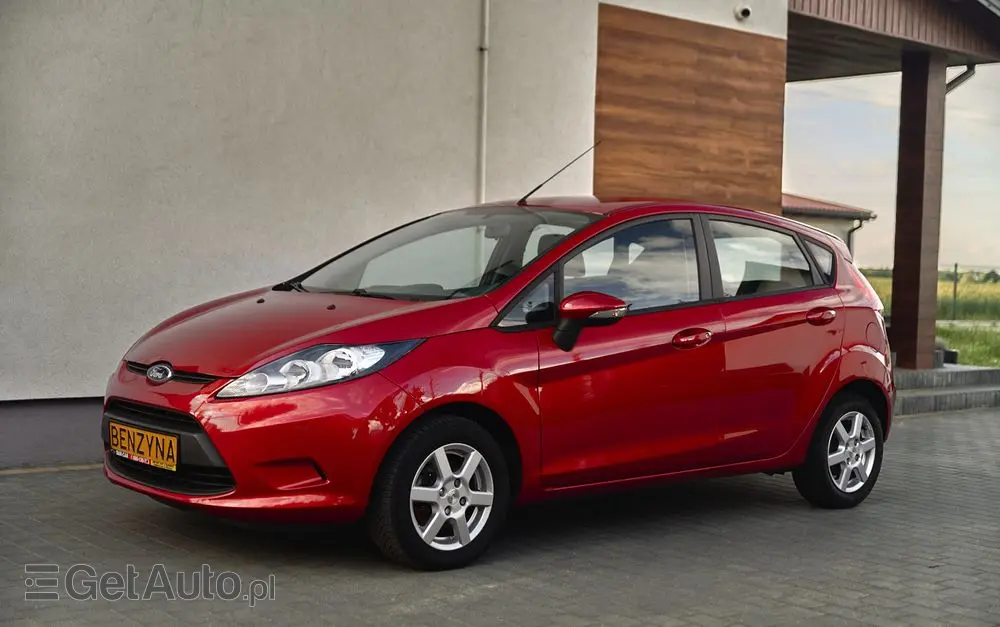 FORD Fiesta 1.25 Champions Edition