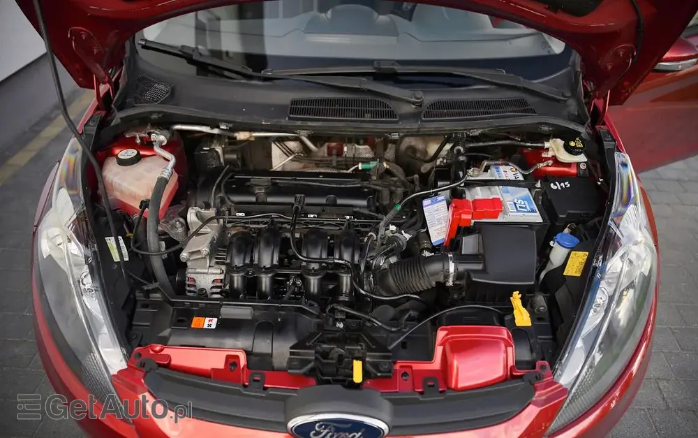 FORD Fiesta 1.25 Champions Edition