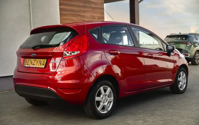 FORD Fiesta 1.25 Champions Edition