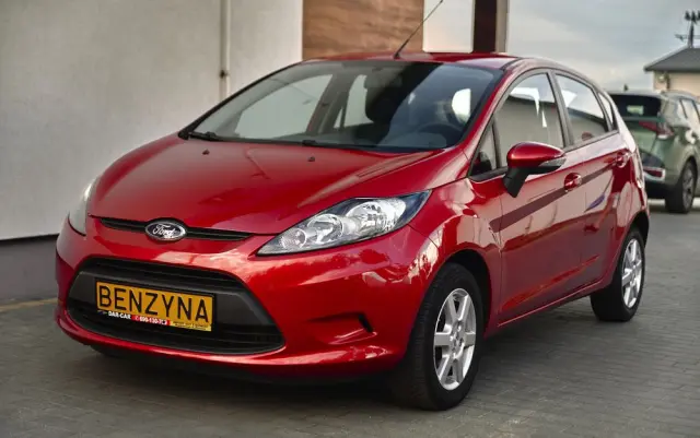 FORD Fiesta 1.25 Champions Edition