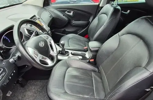 HYUNDAI Ix35 