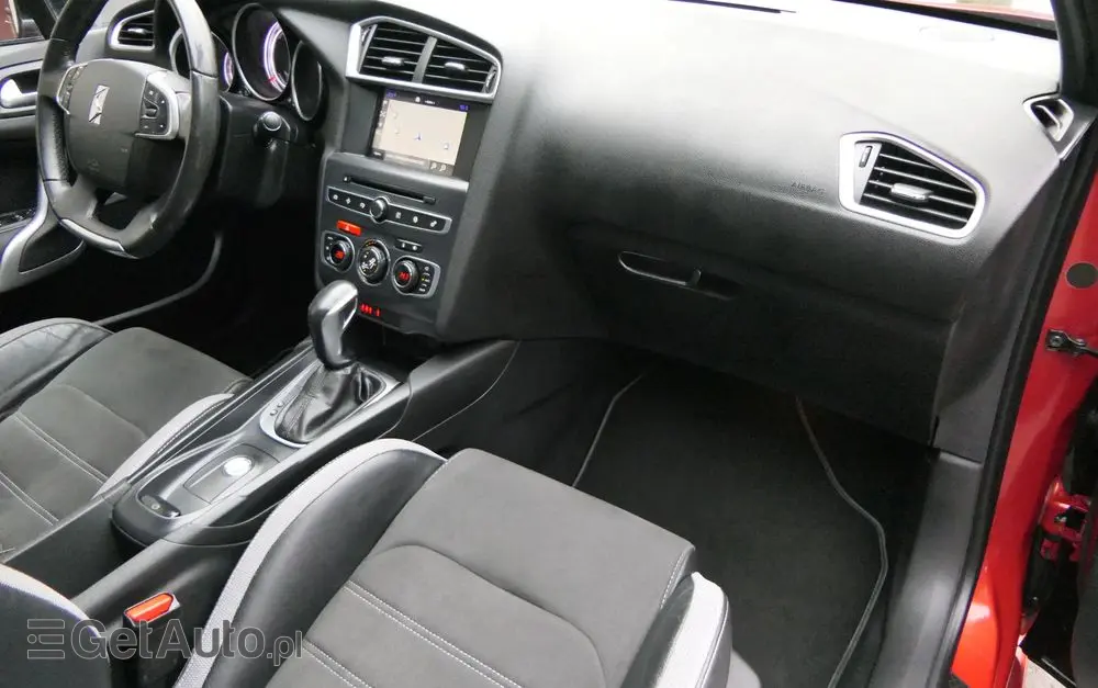 DS AUTOMOBILES DS 4 
