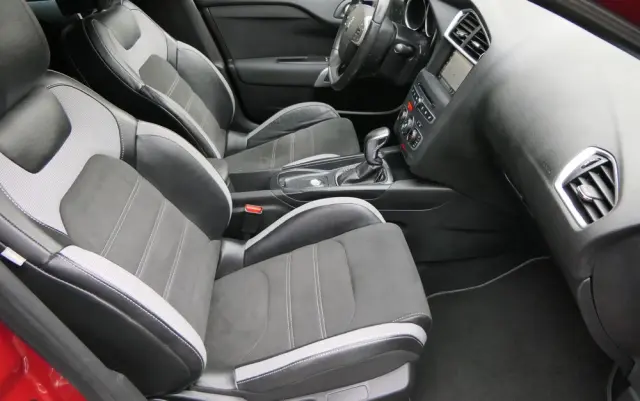 DS AUTOMOBILES DS 4 