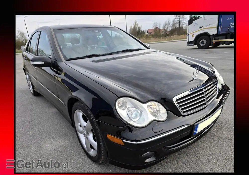 MERCEDES-BENZ Klasa C 230 7G-TRONIC Avantgarde Sport Edition +