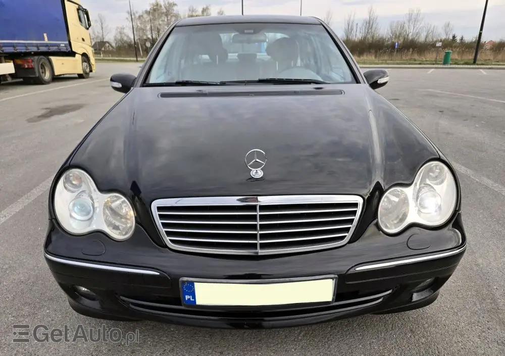MERCEDES-BENZ Klasa C 230 7G-TRONIC Avantgarde Sport Edition +