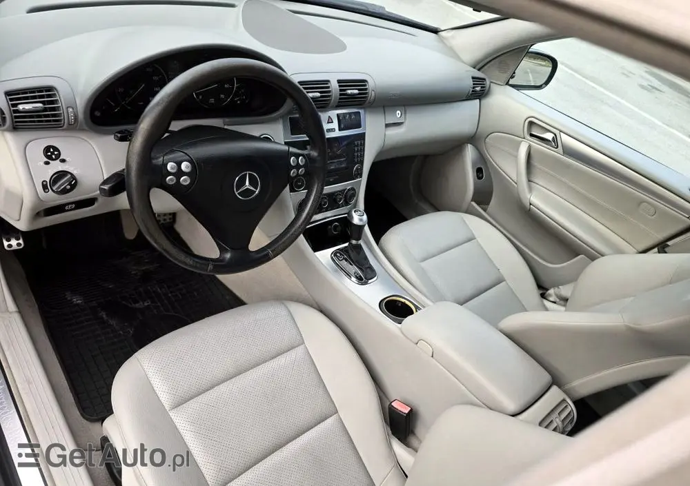 MERCEDES-BENZ Klasa C 230 7G-TRONIC Avantgarde Sport Edition +