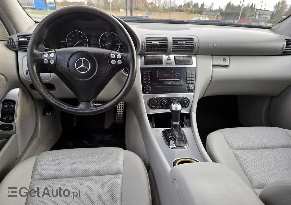 MERCEDES-BENZ Klasa C 230 7G-TRONIC Avantgarde Sport Edition +