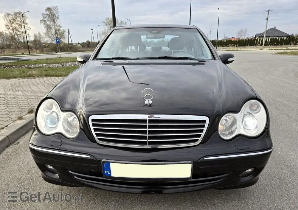 MERCEDES-BENZ Klasa C 230 7G-TRONIC Avantgarde Sport Edition +