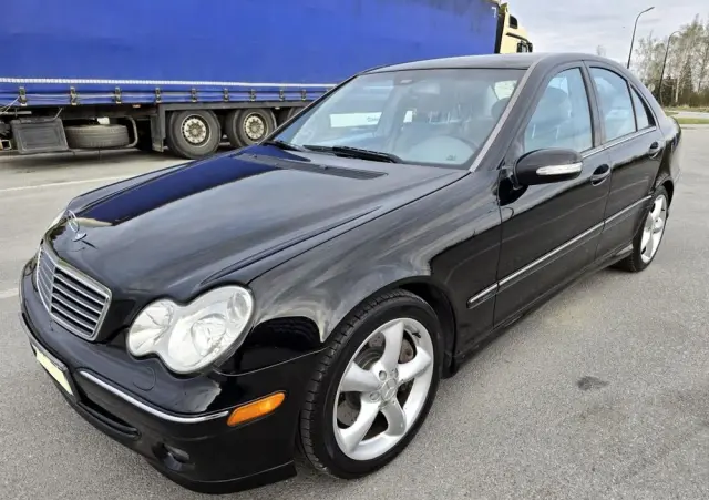MERCEDES-BENZ Klasa C 230 7G-TRONIC Avantgarde Sport Edition +