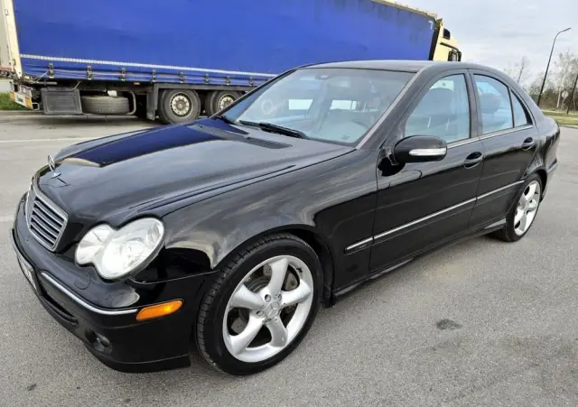 MERCEDES-BENZ Klasa C 230 7G-TRONIC Avantgarde Sport Edition +