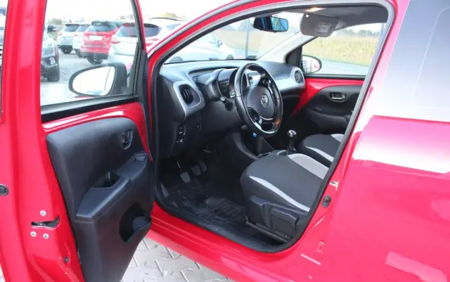 TOYOTA Aygo 1.0 VVT-i Sprint EU6