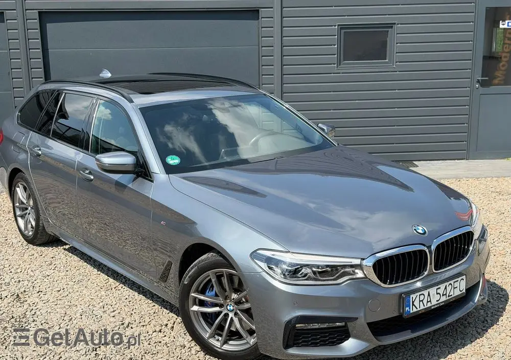 BMW Seria 5 530i xDrive M Sport Edition