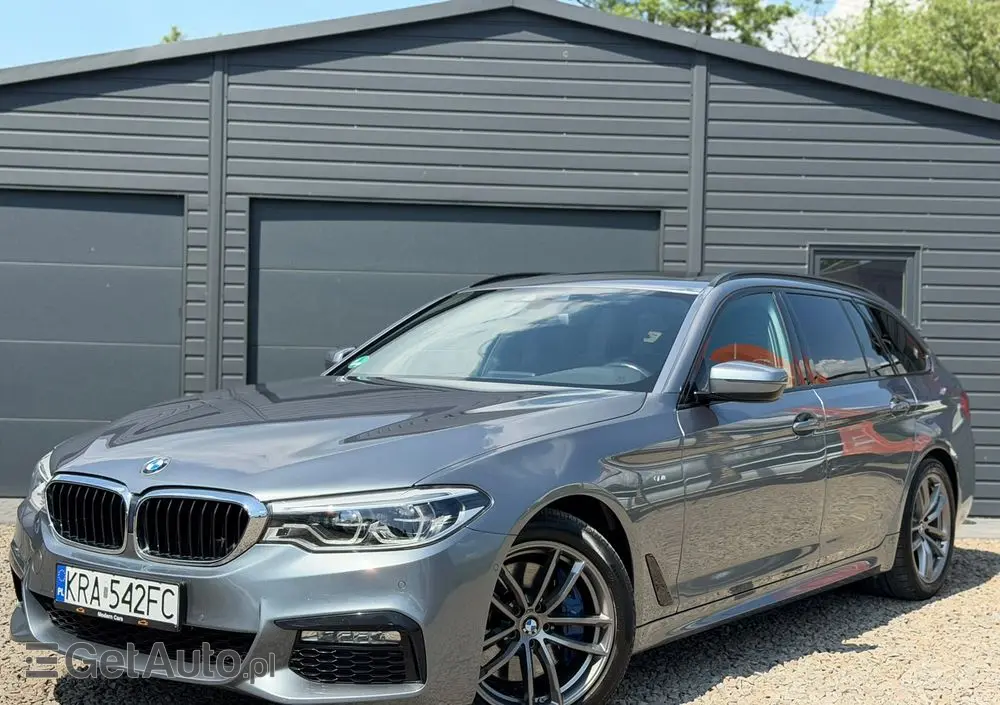 BMW Seria 5 530i xDrive M Sport Edition