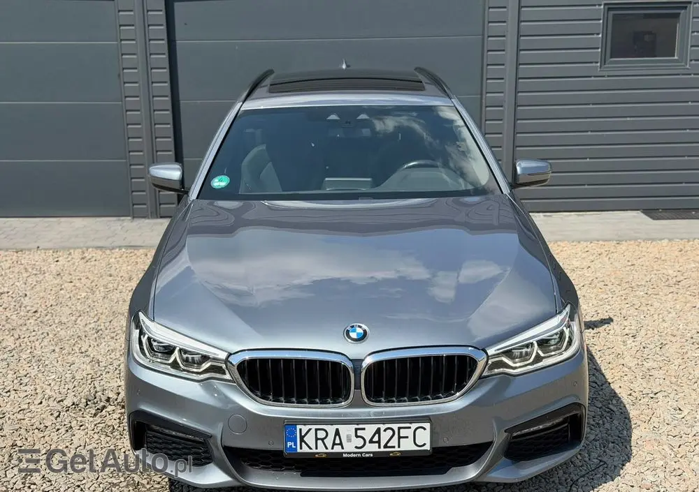BMW Seria 5 530i xDrive M Sport Edition