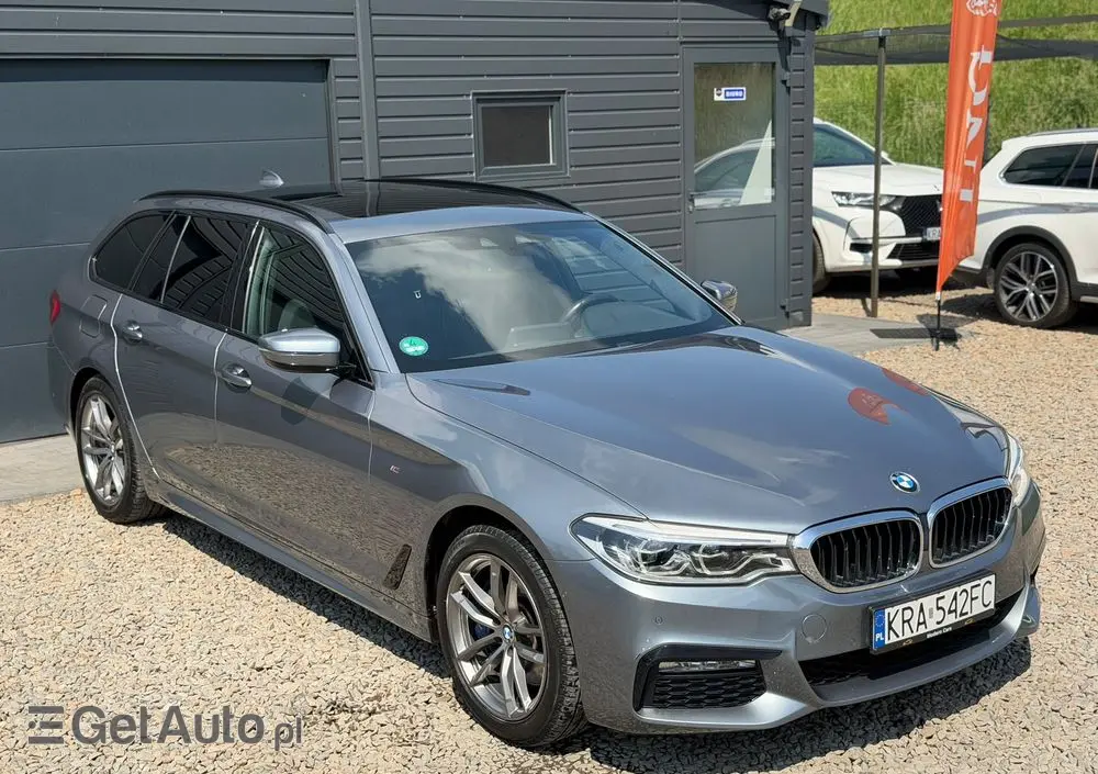 BMW Seria 5 530i xDrive M Sport Edition