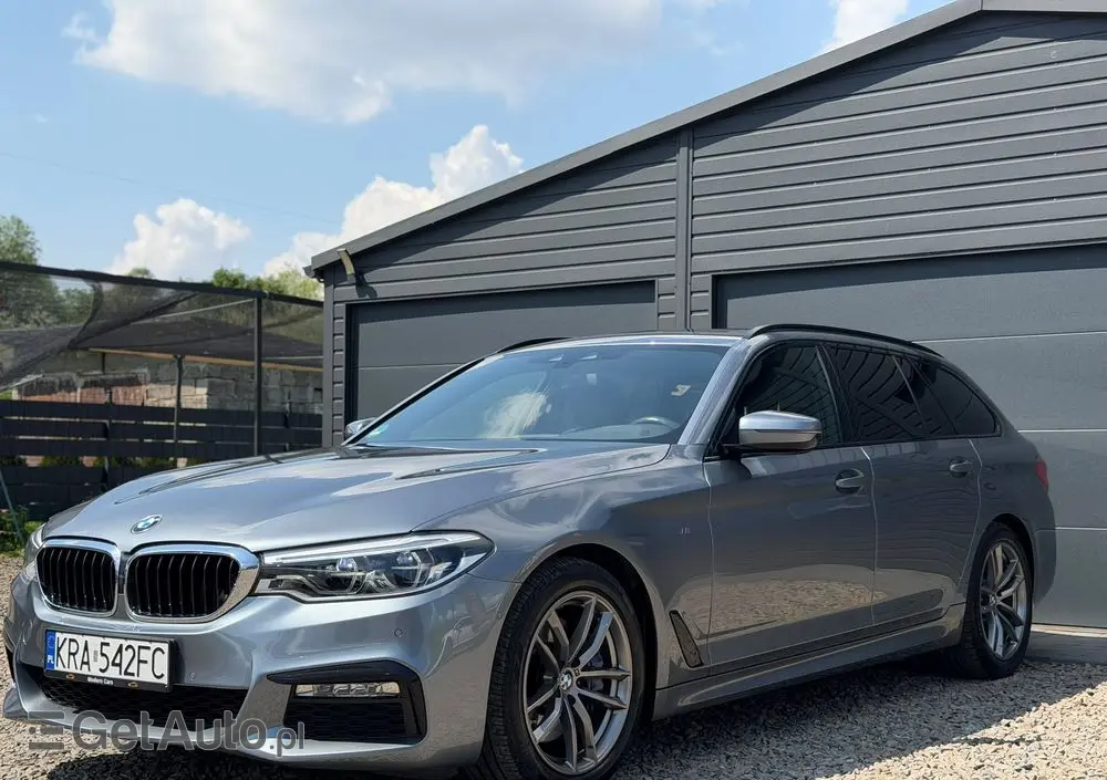 BMW Seria 5 530i xDrive M Sport Edition
