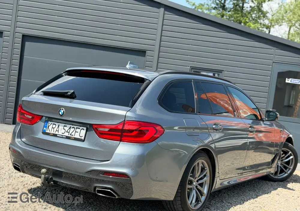 BMW Seria 5 530i xDrive M Sport Edition