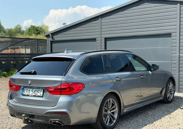 BMW Seria 5 530i xDrive M Sport Edition