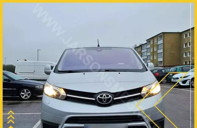 TOYOTA Proace 