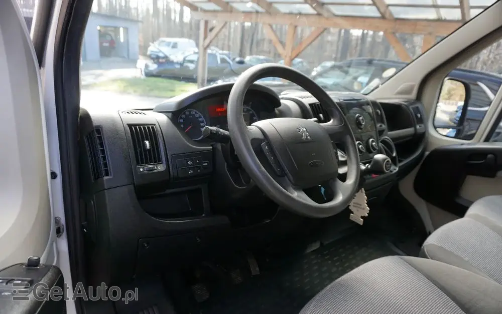 PEUGEOT BOXER 