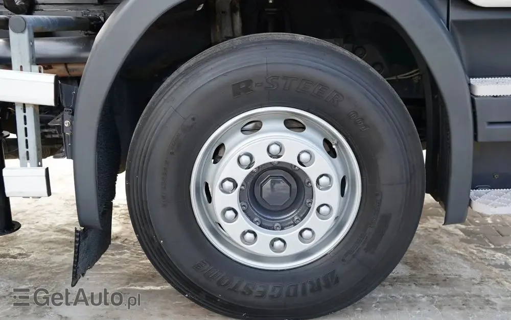 SCANIA P 250 / 4X2 / SIŁOWNIK DO WYWROTU /  + HDS HMF 635 K2 /  / MAX WYSÓW 7 M / STEROWANIE RADIOWE / ROTATOR /  EURO 6 