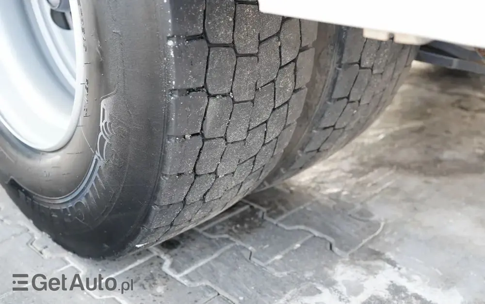 SCANIA P 250 / 4X2 / SIŁOWNIK DO WYWROTU /  + HDS HMF 635 K2 /  / MAX WYSÓW 7 M / STEROWANIE RADIOWE / ROTATOR /  EURO 6 