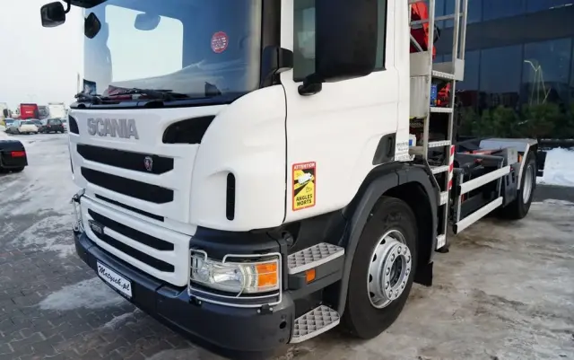 SCANIA P 250 / 4X2 / SIŁOWNIK DO WYWROTU /  + HDS HMF 635 K2 /  / MAX WYSÓW 7 M / STEROWANIE RADIOWE / ROTATOR /  EURO 6 
